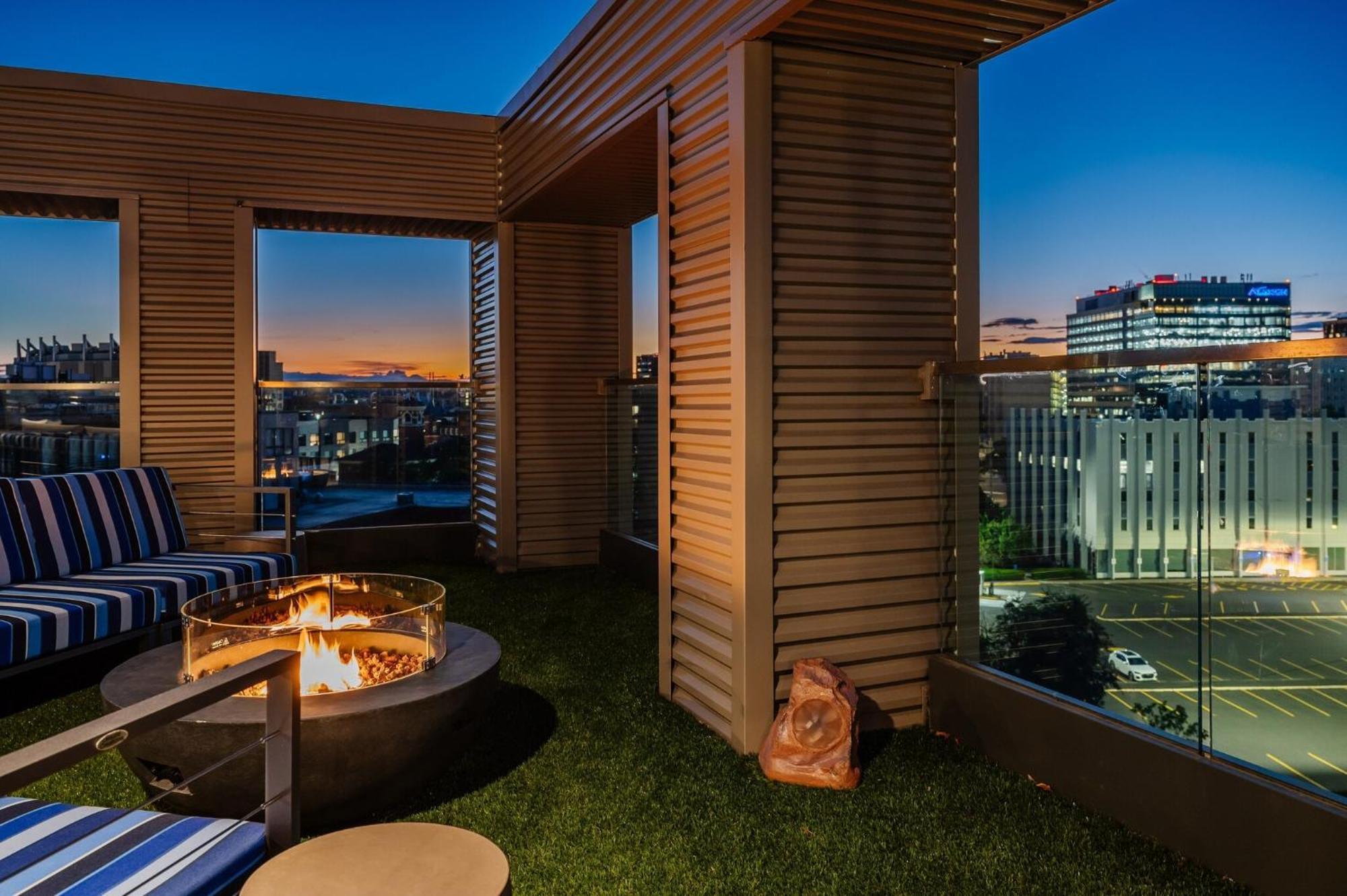 Luxury Apartments By Hyatus At Pierpont New Haven Bagian luar foto
